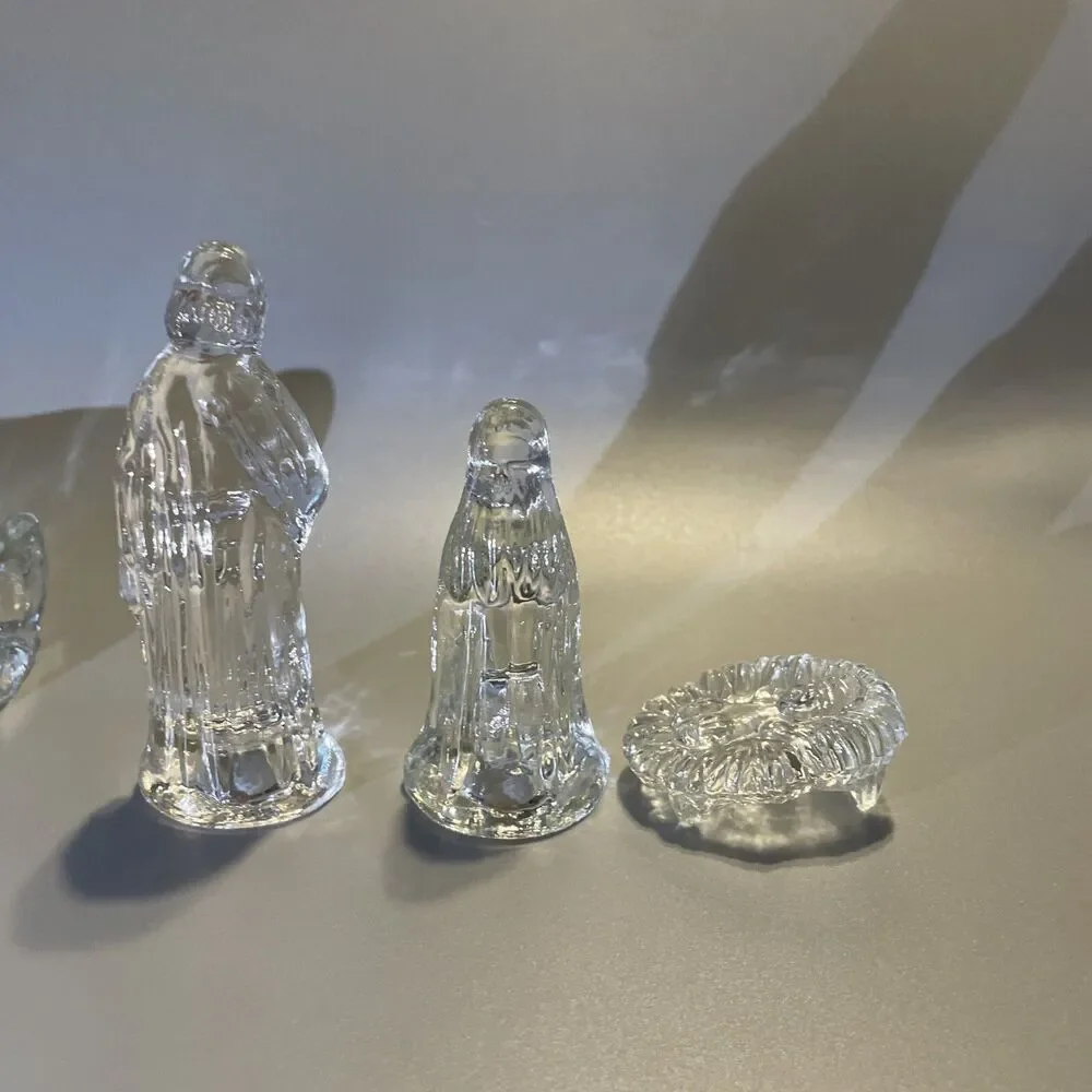 Christmas Clear Glass Nativity Figures Joseph Mary Baby Jesus Wise Men 4